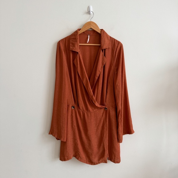 FREE PEOPLE • Simone Dress in Cinnaber - Picture 3 of 16